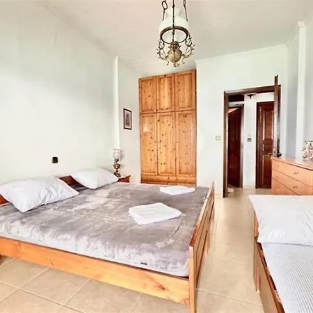 Irini Traditional House Holiday home