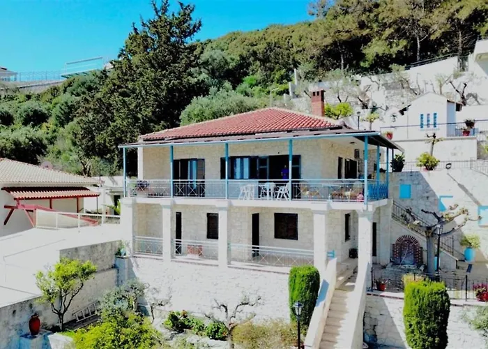 Irini Traditional House Дом отдыха